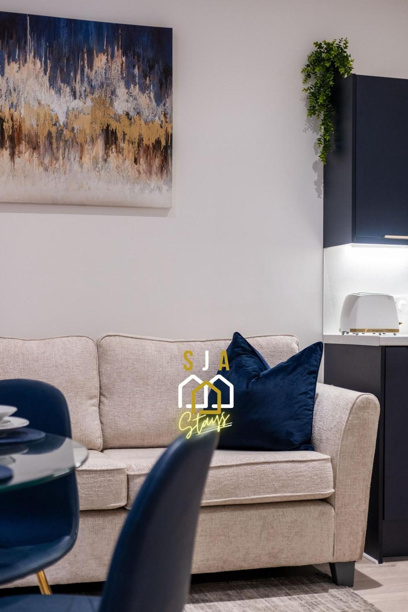 Holburn Hideaway - Sja Stays - Modern 2 Bed Apartment Aberdeen Esterno foto